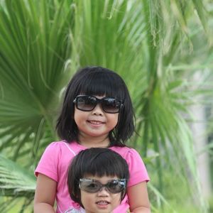 Meet your Posher, Hue